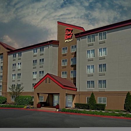Red Roof Plus Long Island - Garden City Westbury Exteriér fotografie