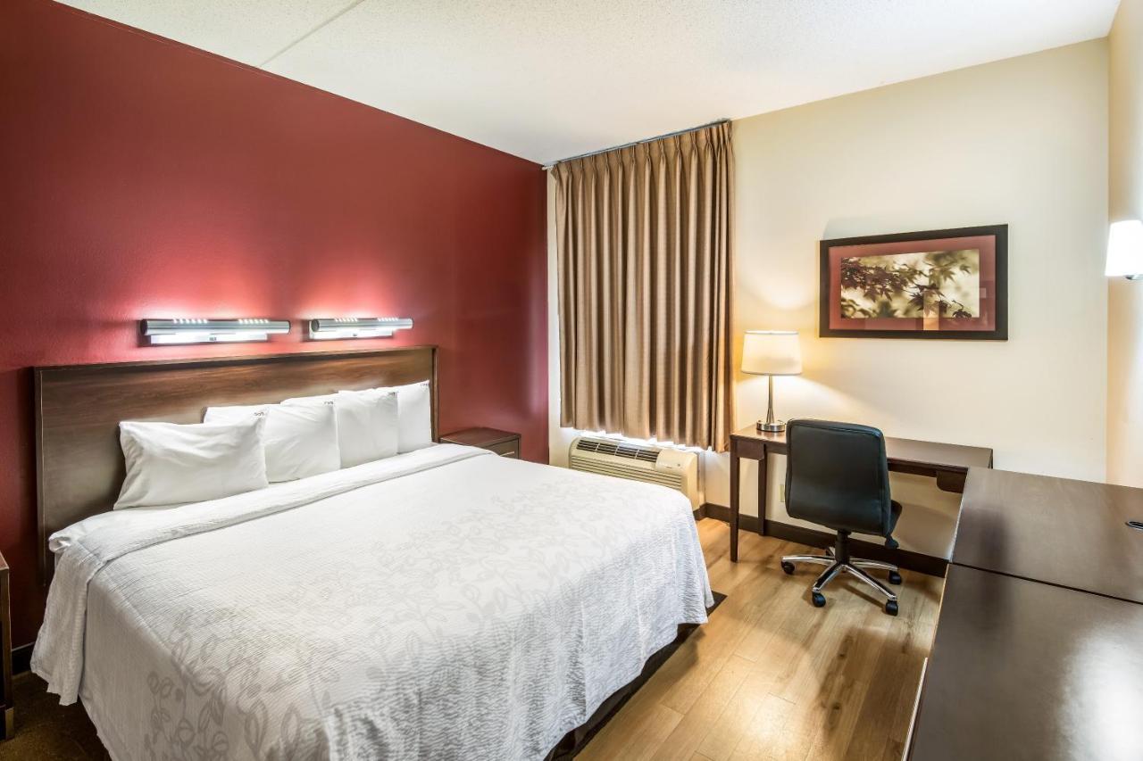 Red Roof Plus Long Island - Garden City Westbury Exteriér fotografie